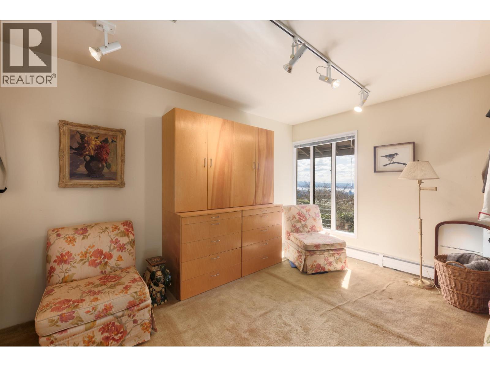 860 FAIRMILE ROAD, West Vancouver
