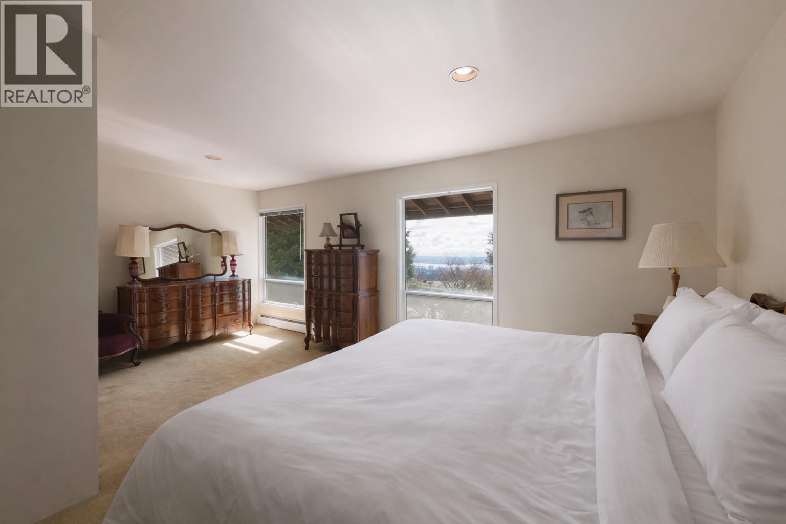 860 FAIRMILE ROAD, West Vancouver