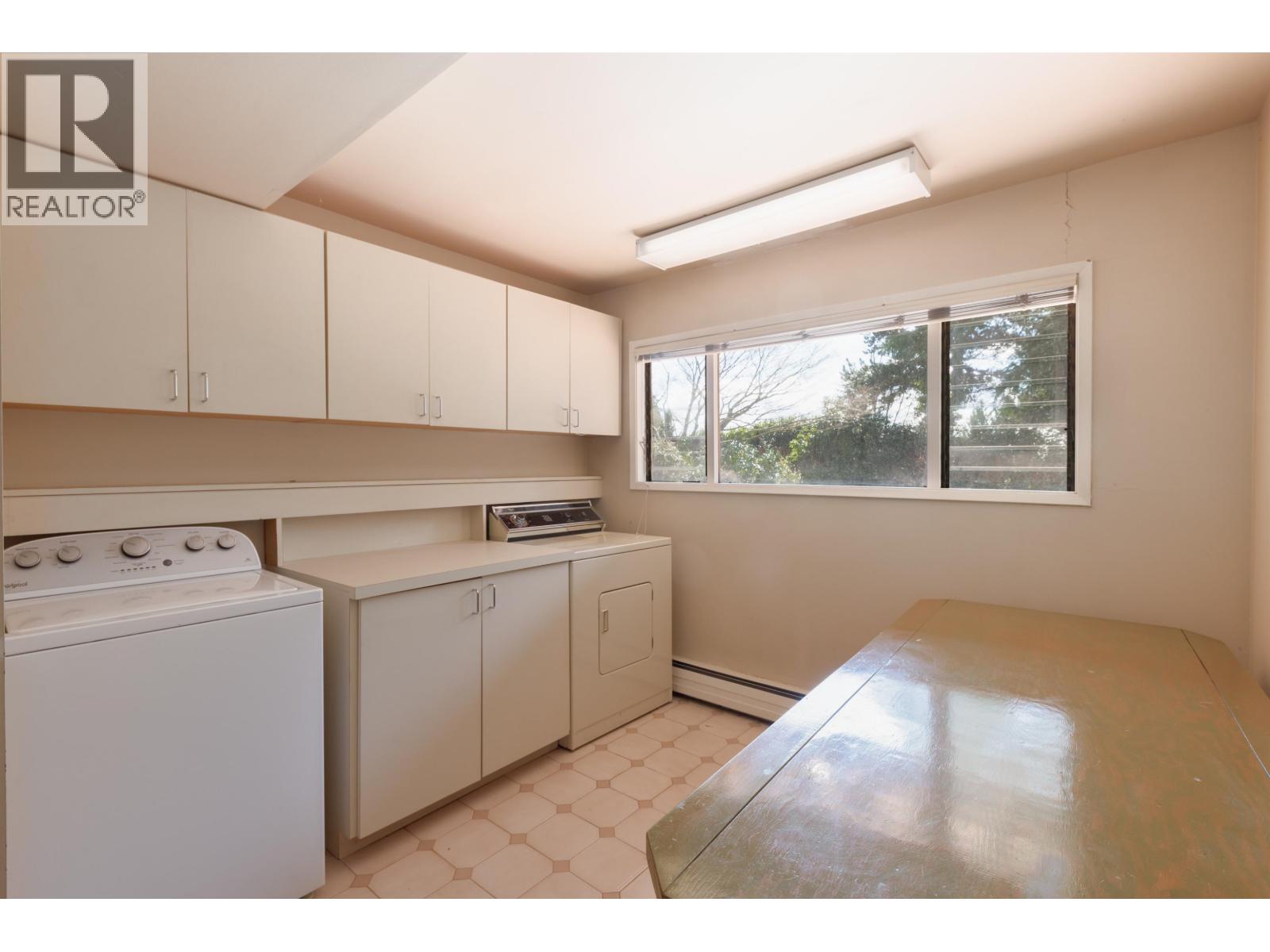 860 FAIRMILE ROAD, West Vancouver