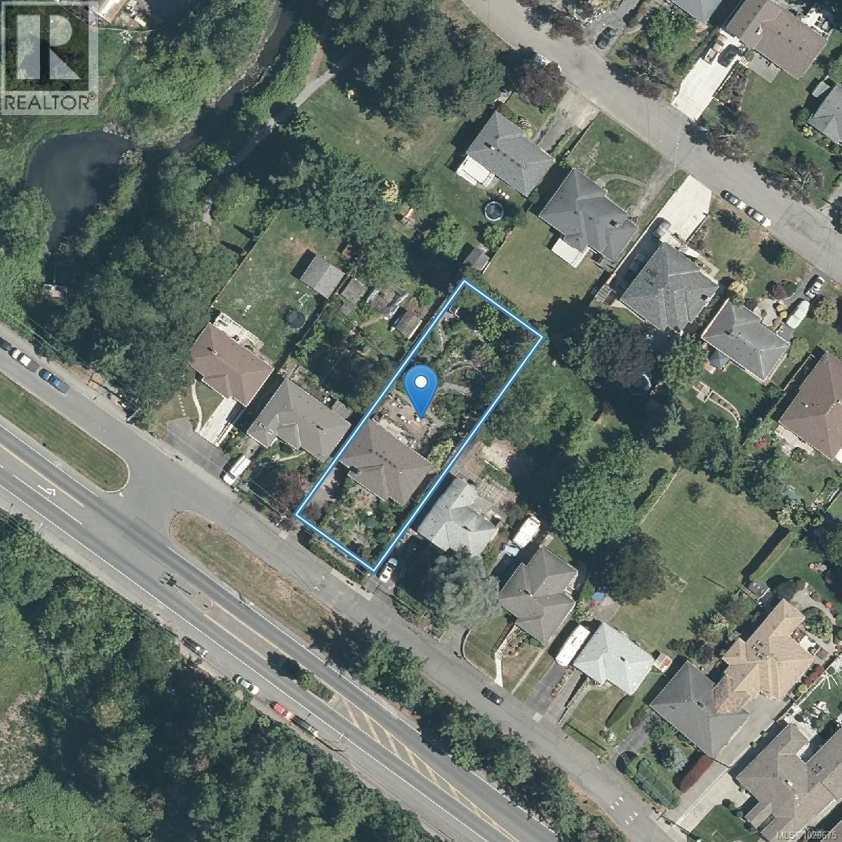 1052 CRAIGFLOWER RD - 49