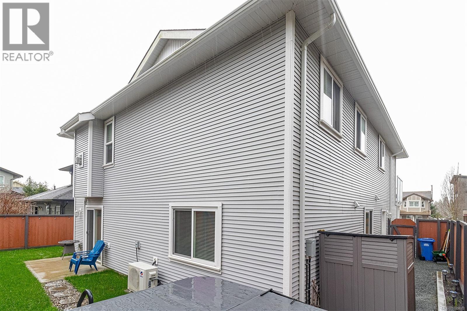 1921 TOMINNY RD - 38