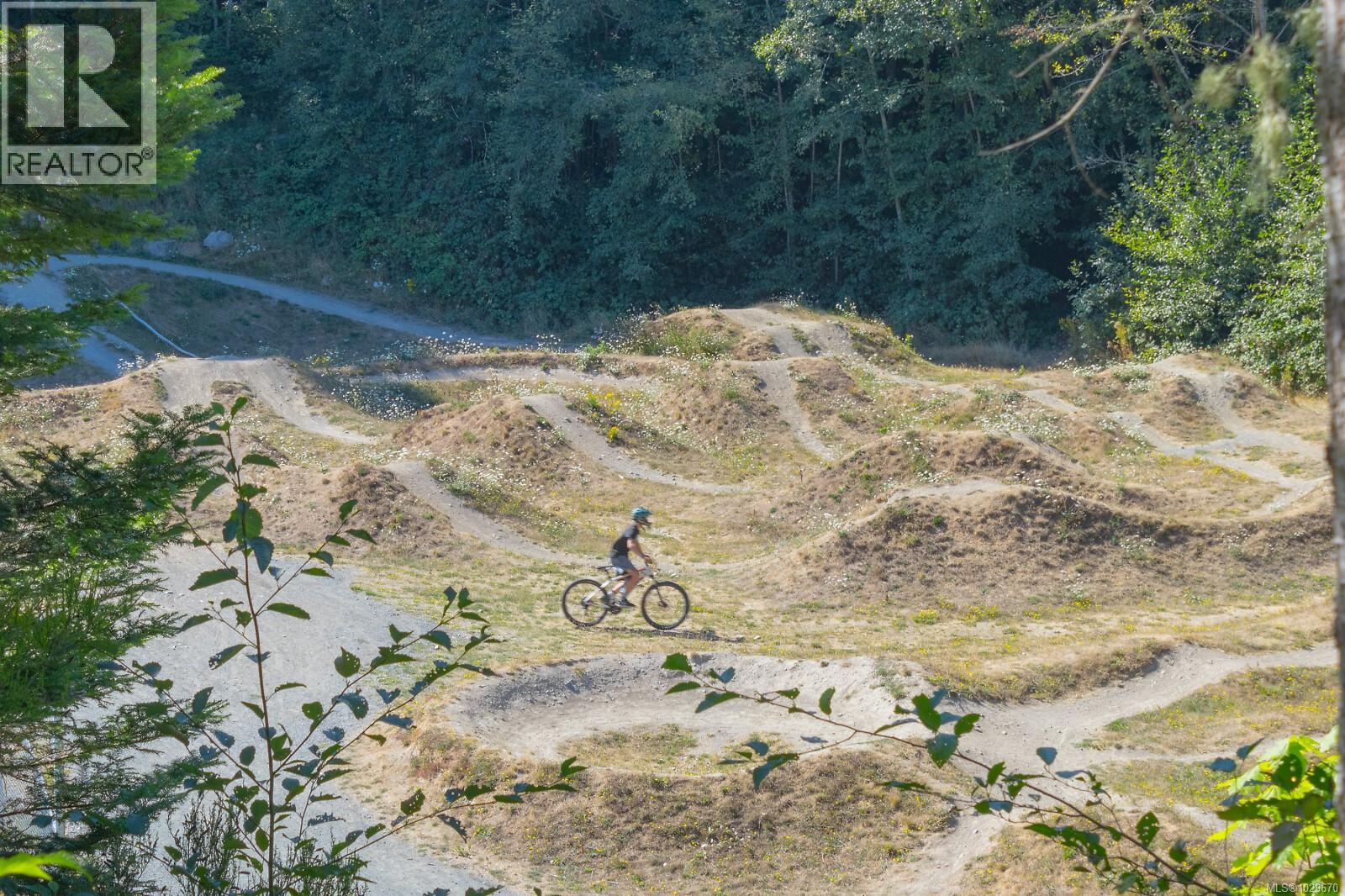 1921 TOMINNY RD - 48