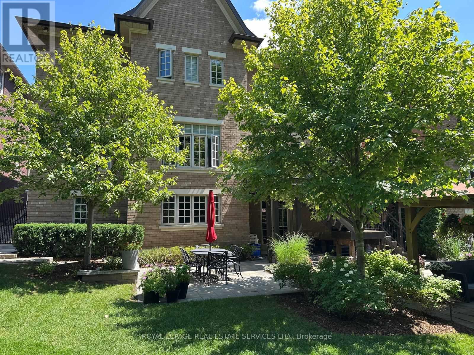 68 ANNSLEYWOOD COURT - 45