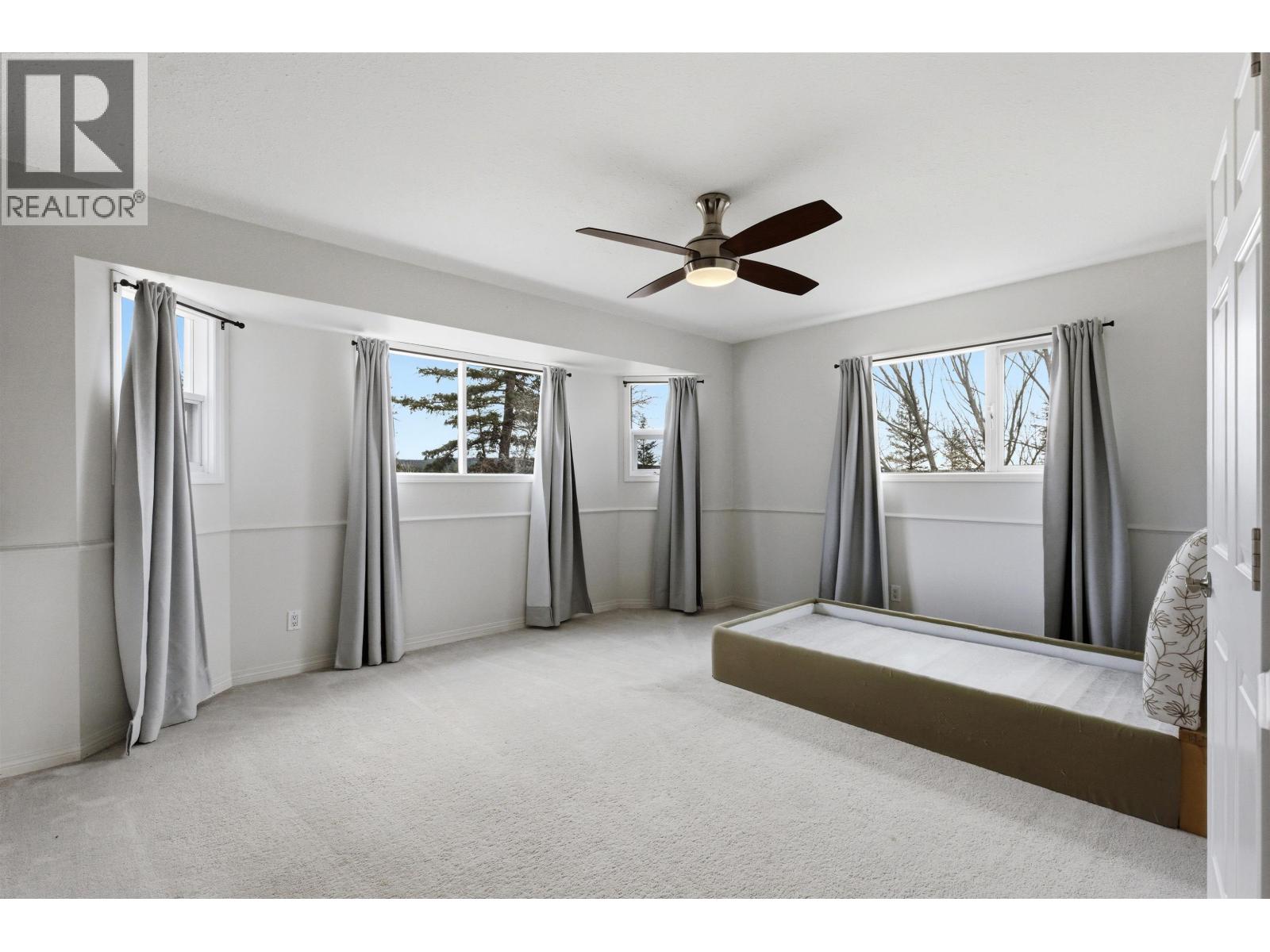 48 VALLEYVIEW ROAD - 27