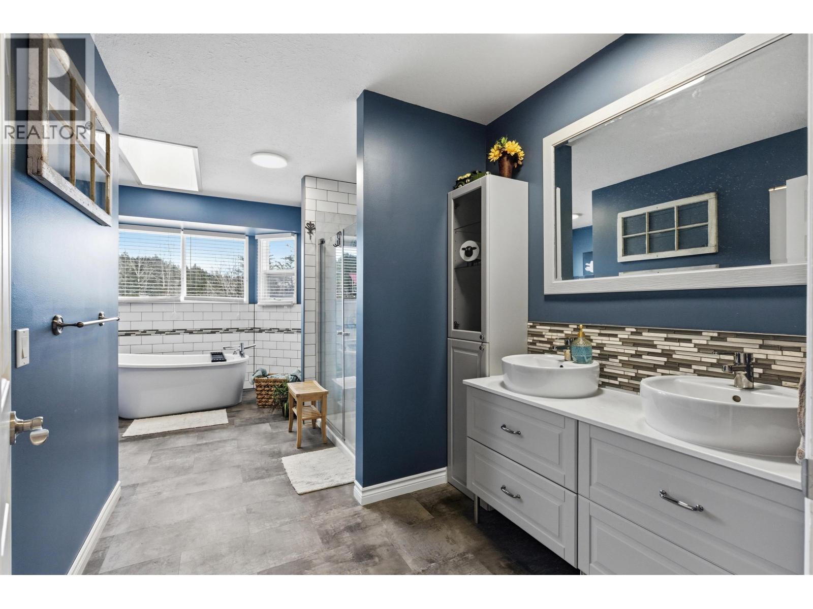 48 VALLEYVIEW ROAD - 26