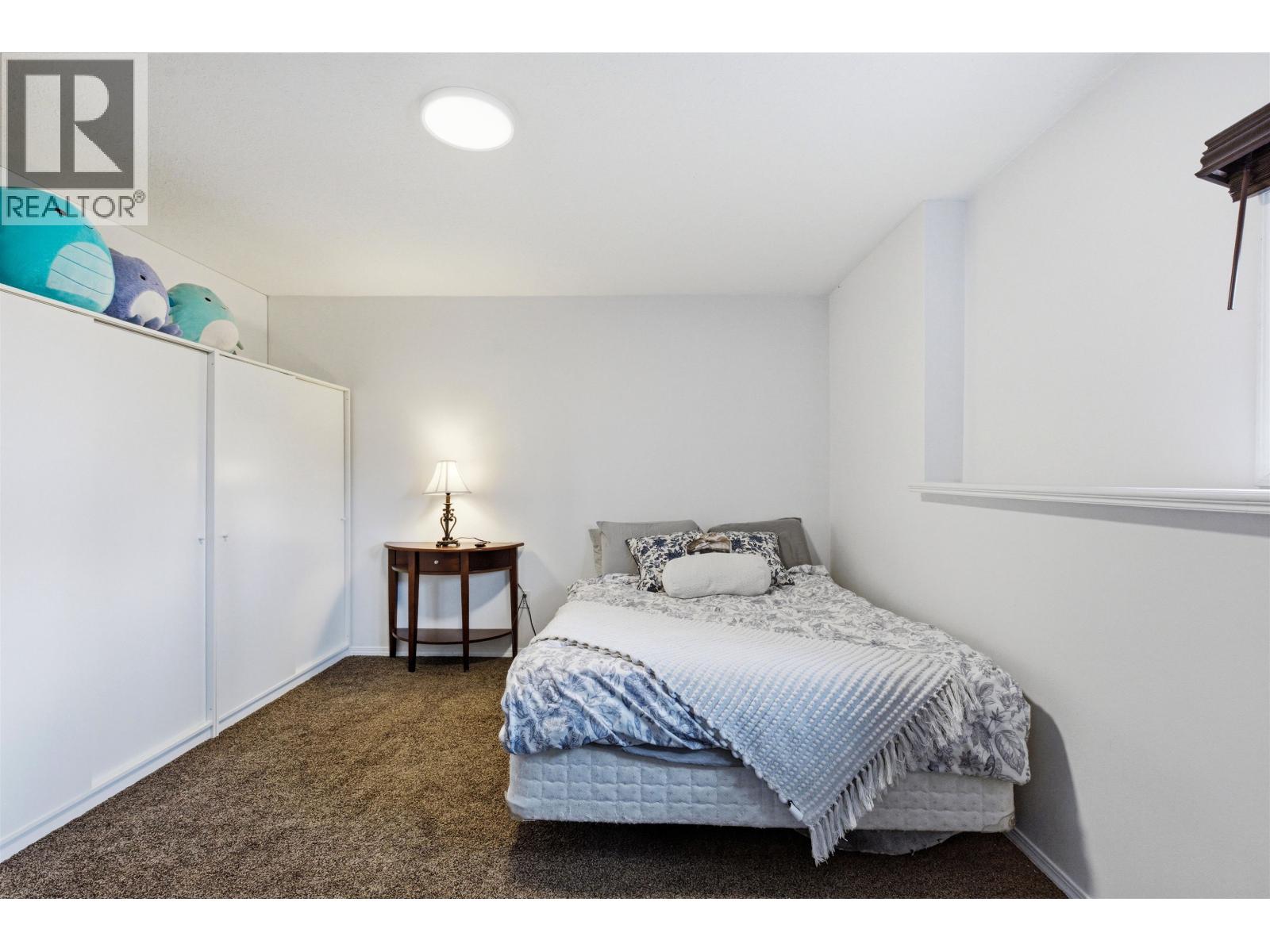 48 VALLEYVIEW ROAD - 35