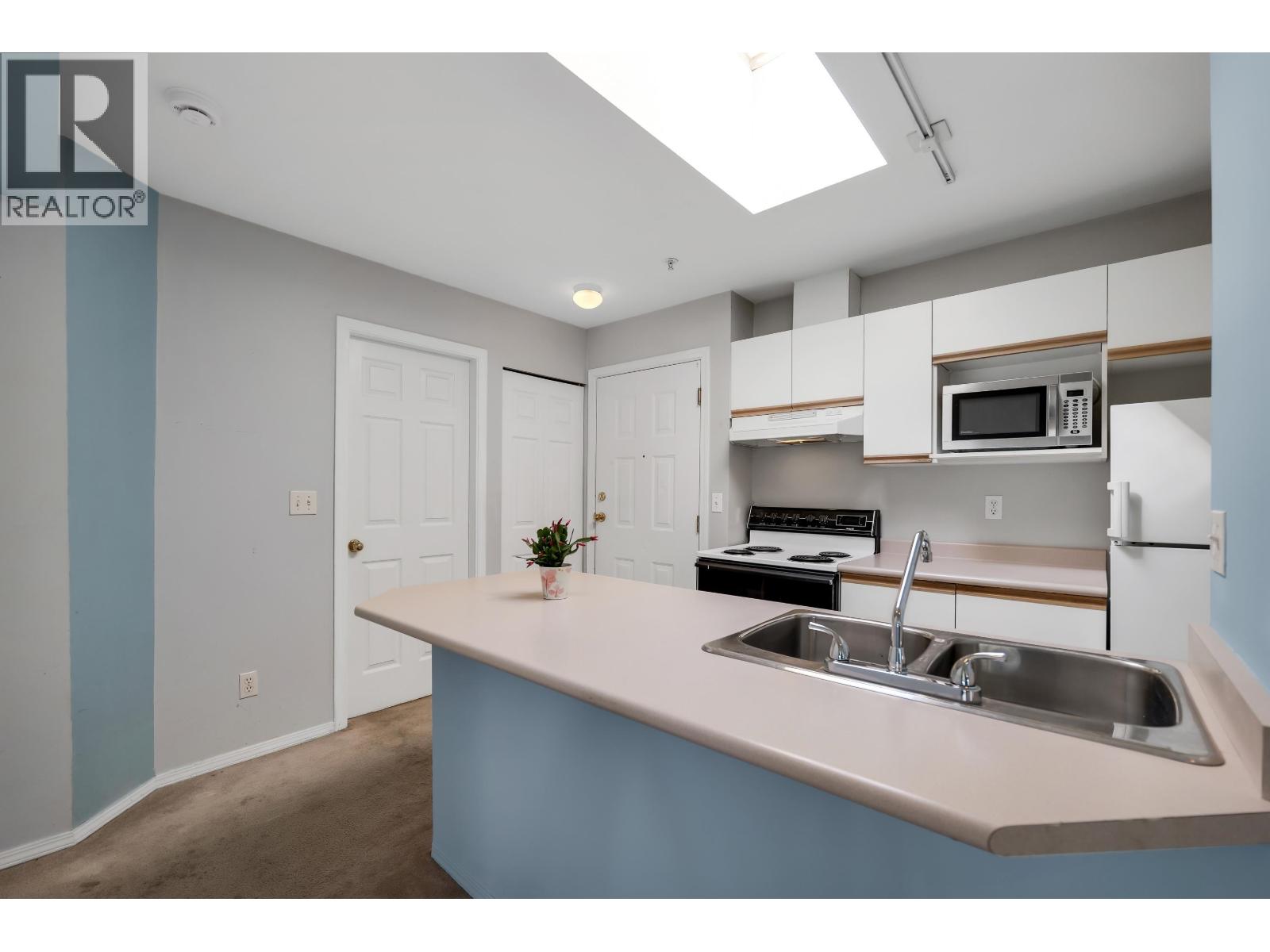 C307 40140 WILLOW CRESCENT, Squamish