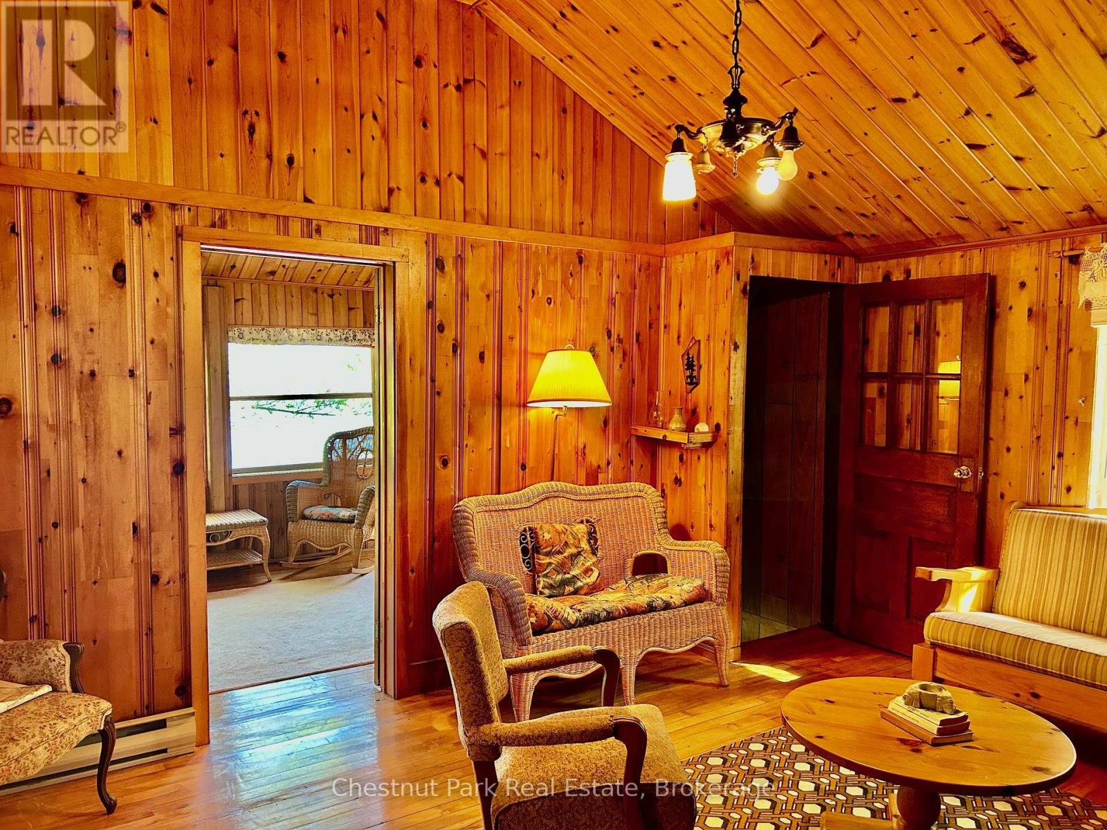 1 & 2 -1051 WIGWAM LODGE ROAD - 19