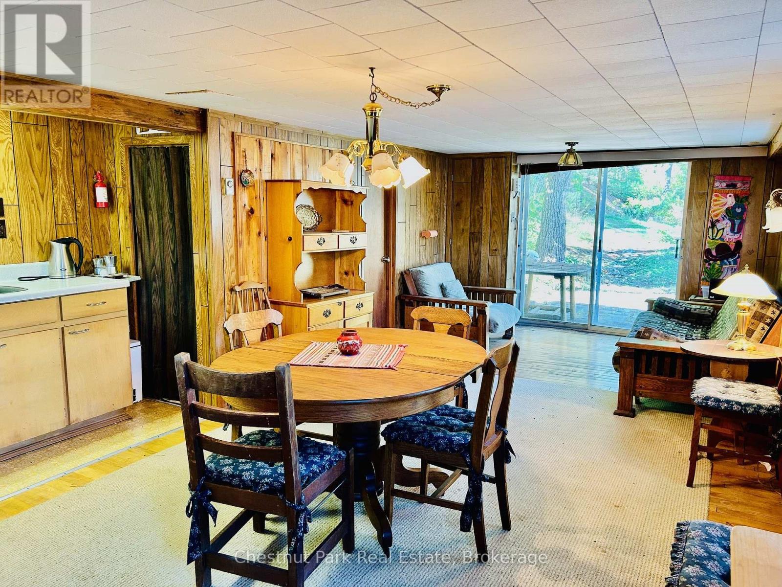 1 & 2 -1051 WIGWAM LODGE ROAD - 28