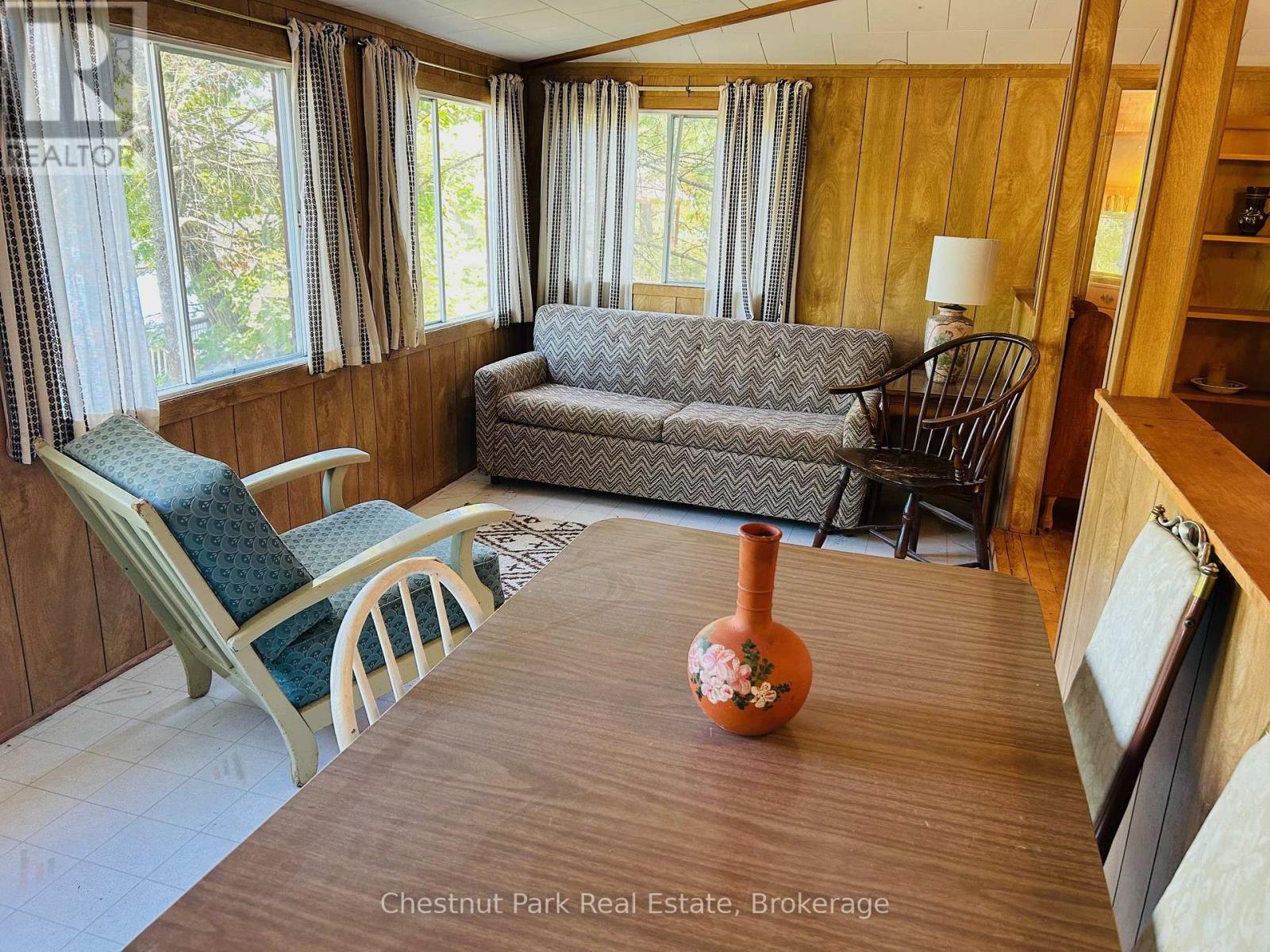 1 & 2 -1051 WIGWAM LODGE ROAD - 40