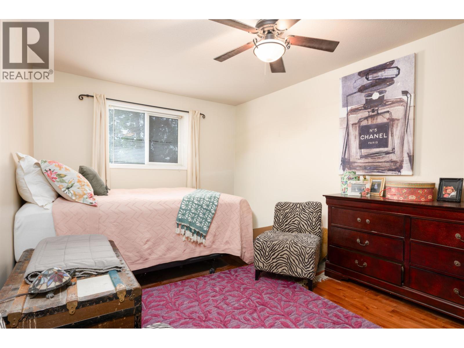 1728 MAPLE STREET - 15