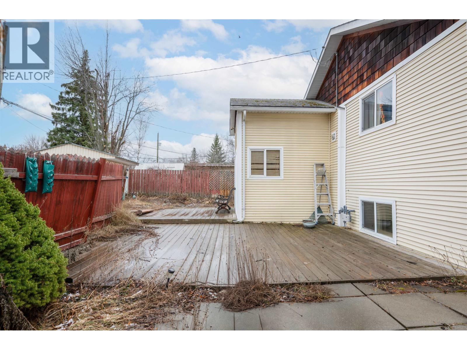 1728 MAPLE STREET - 25