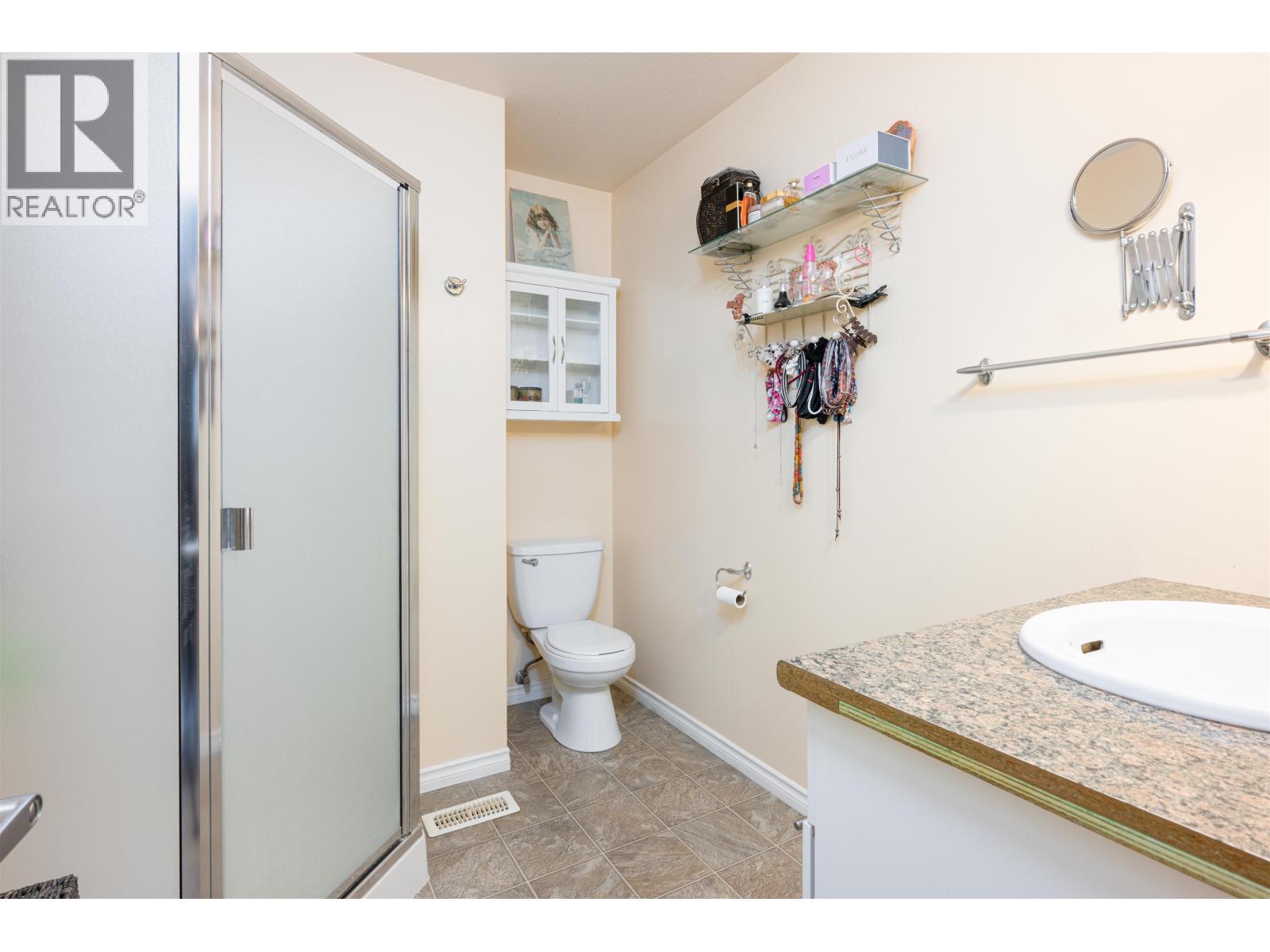 1728 MAPLE STREET - 19