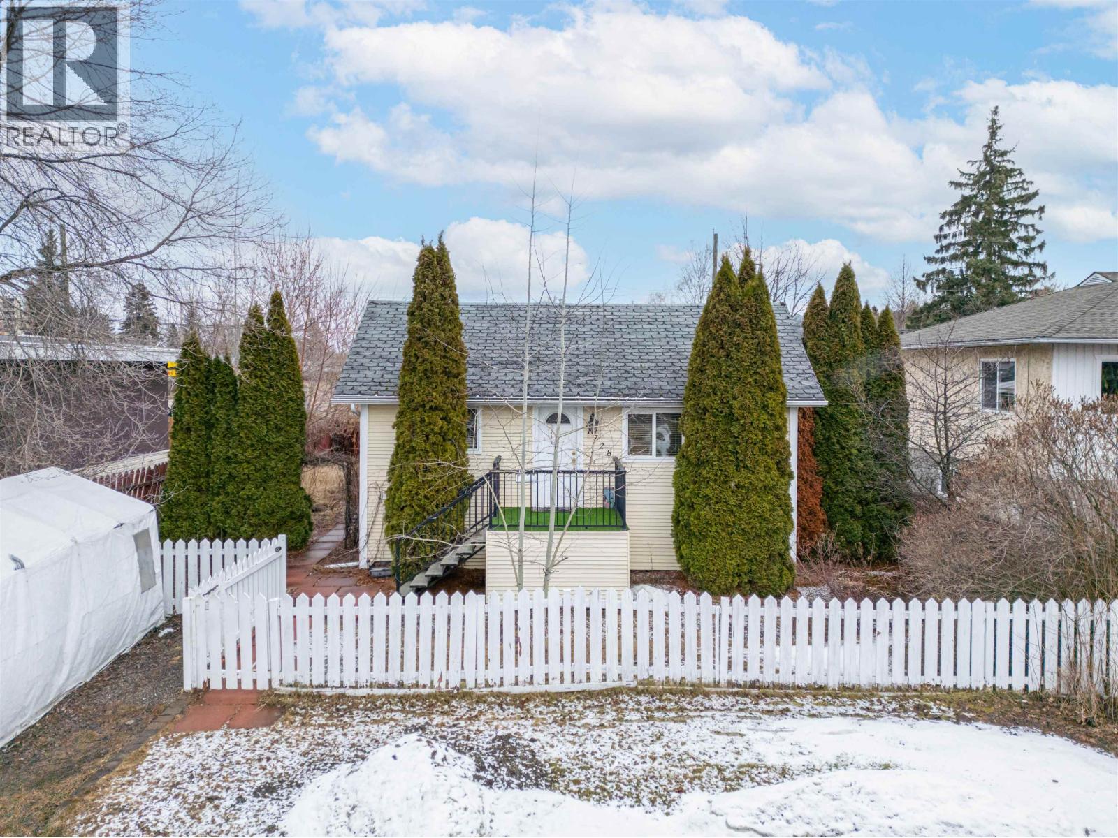 1728 MAPLE STREET - 31