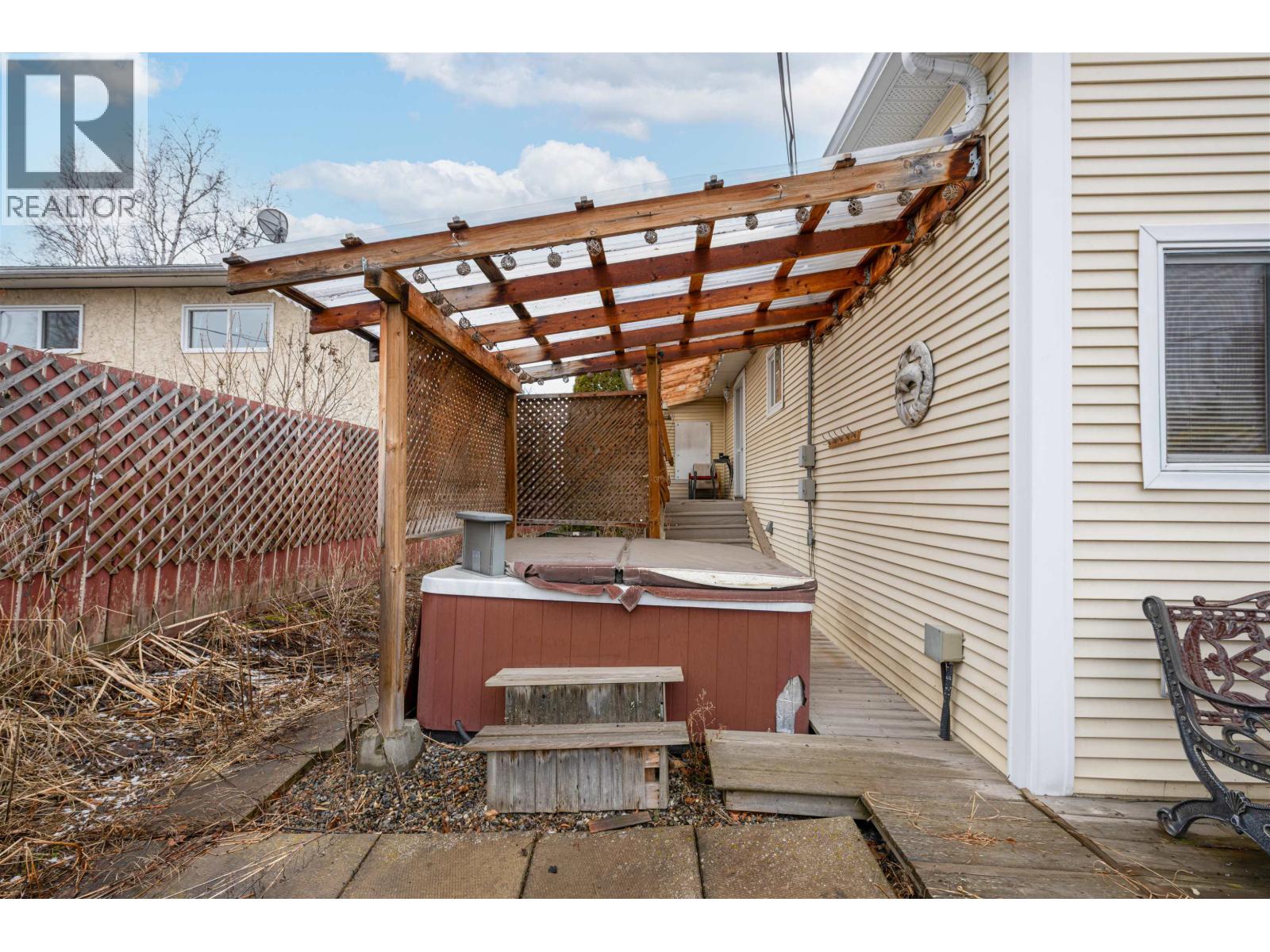 1728 MAPLE STREET - 27