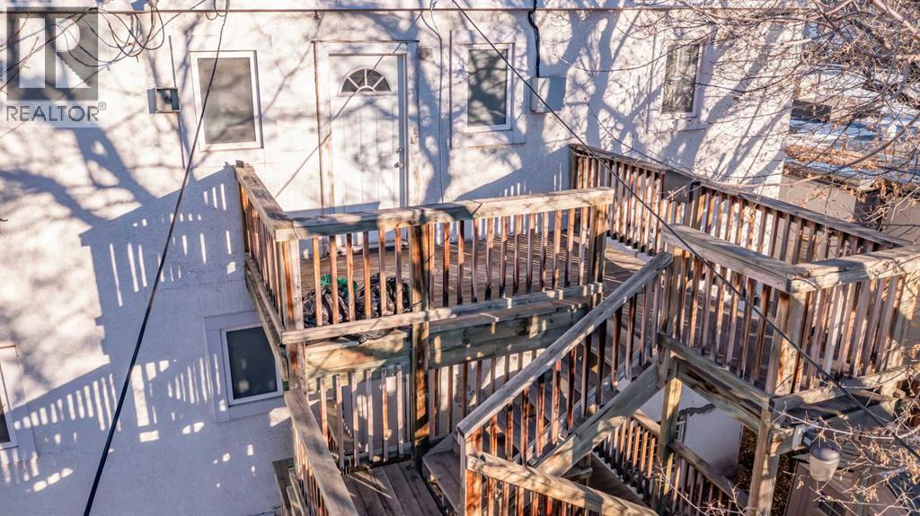 1511 28 AVENUE SW - 6