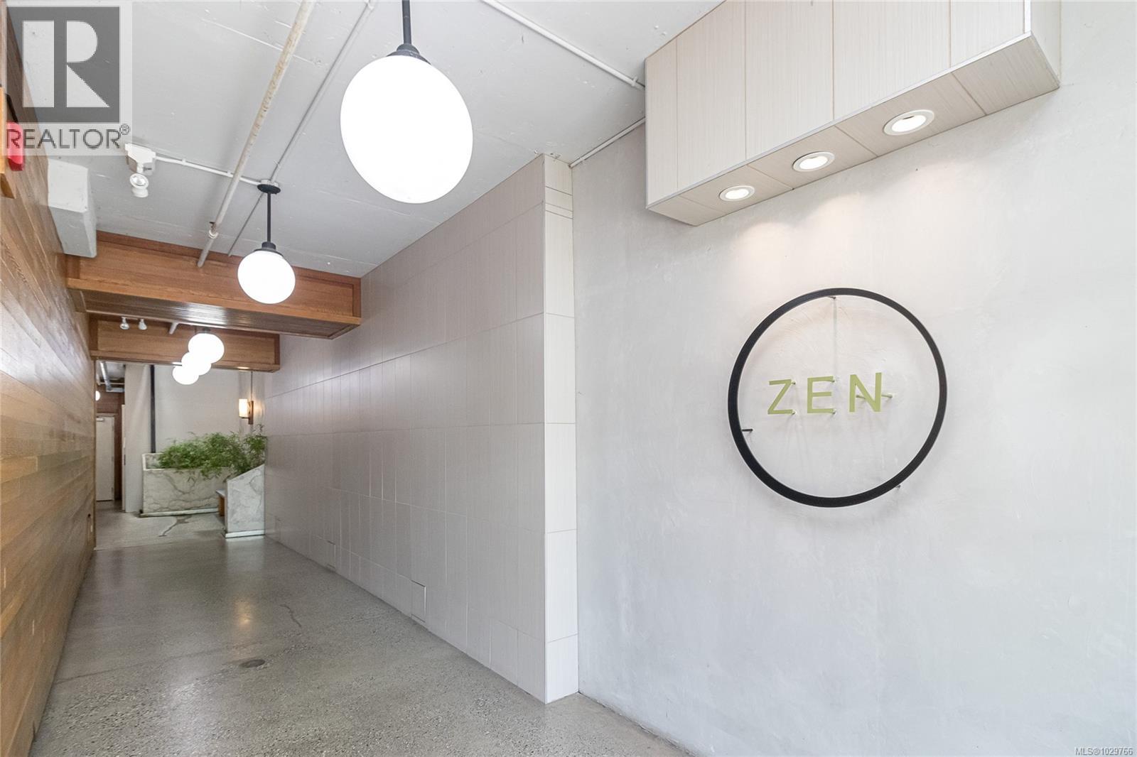 402 1121 Fort Street, Victoria