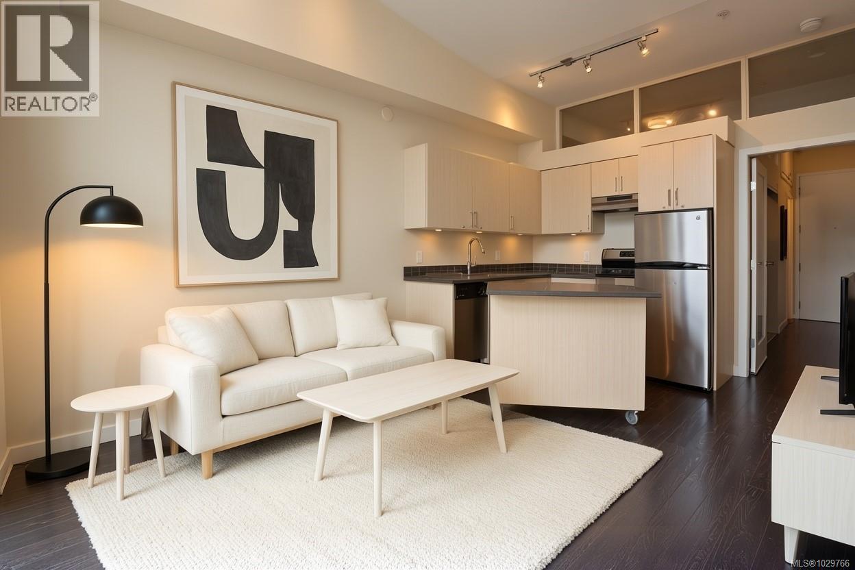 402 1121 Fort Street, Victoria