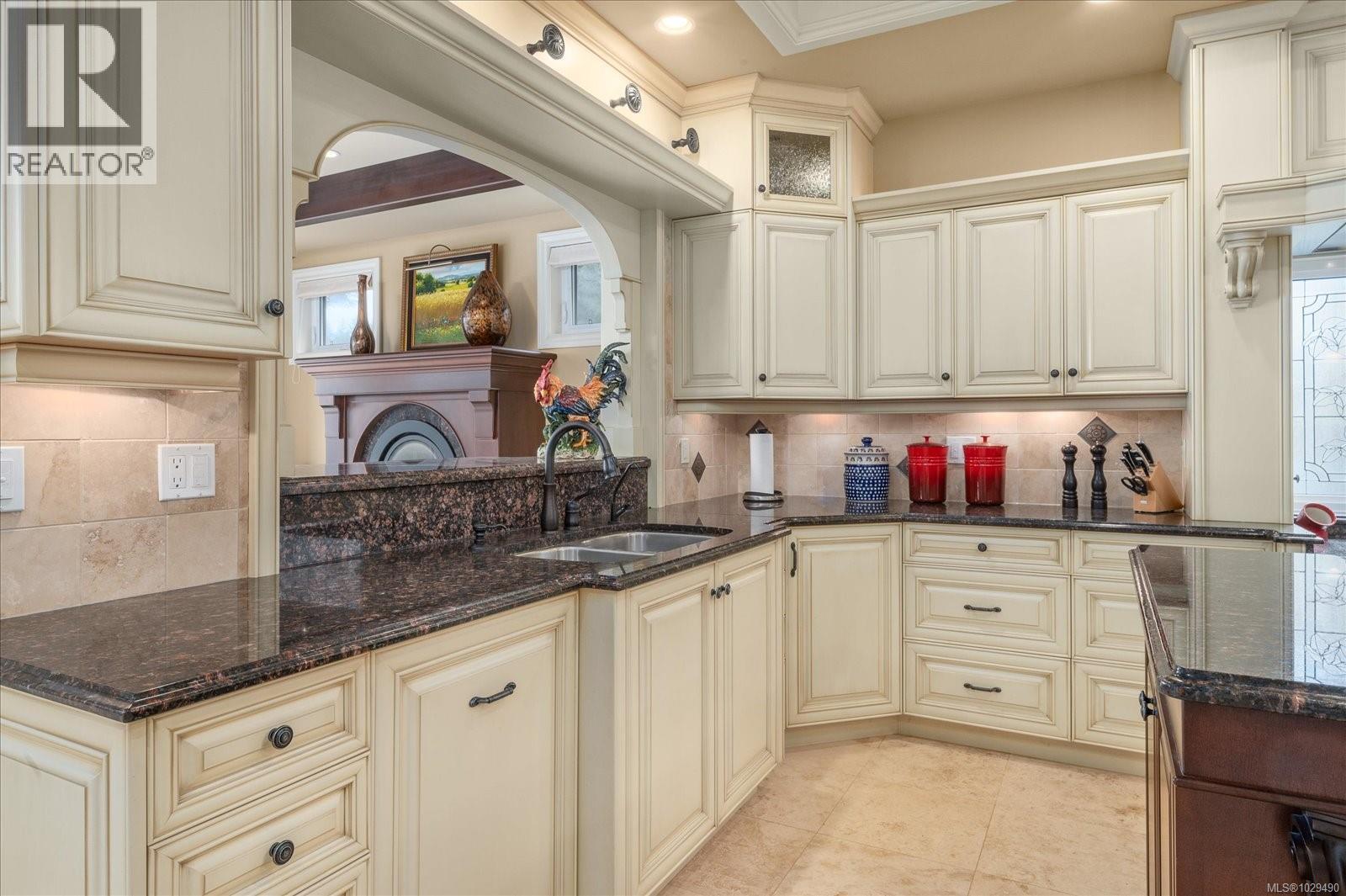 2450 AINSLEY PL - 19