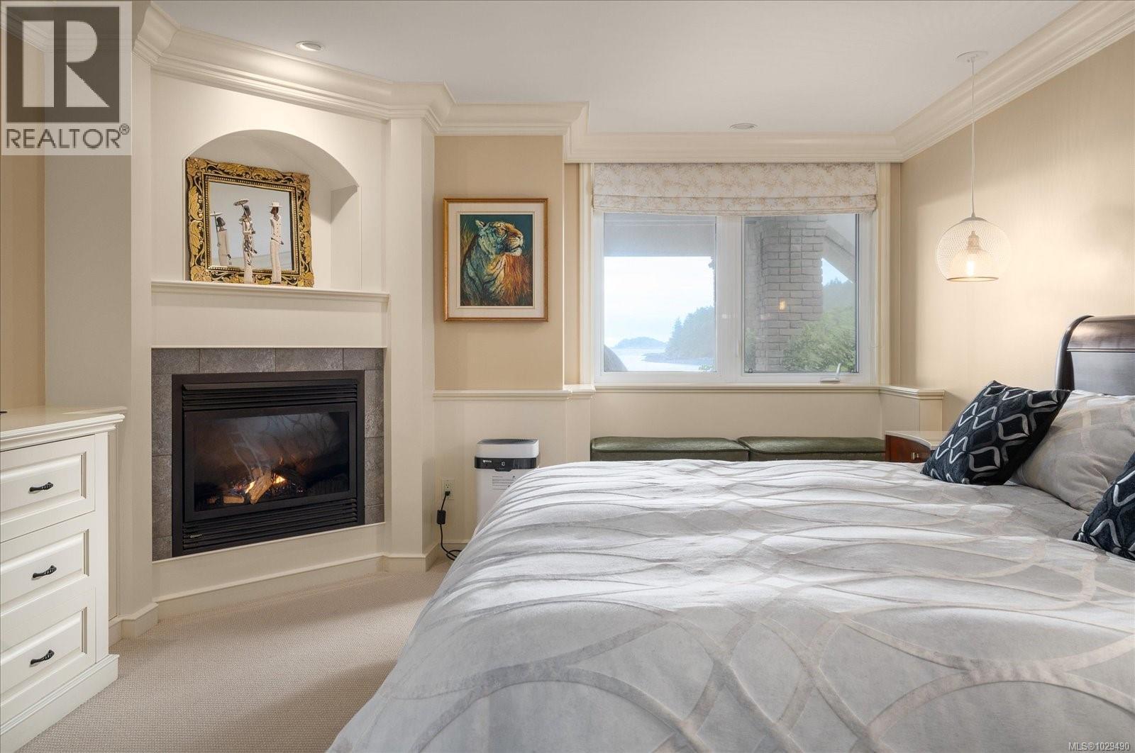 2450 AINSLEY PL - 45