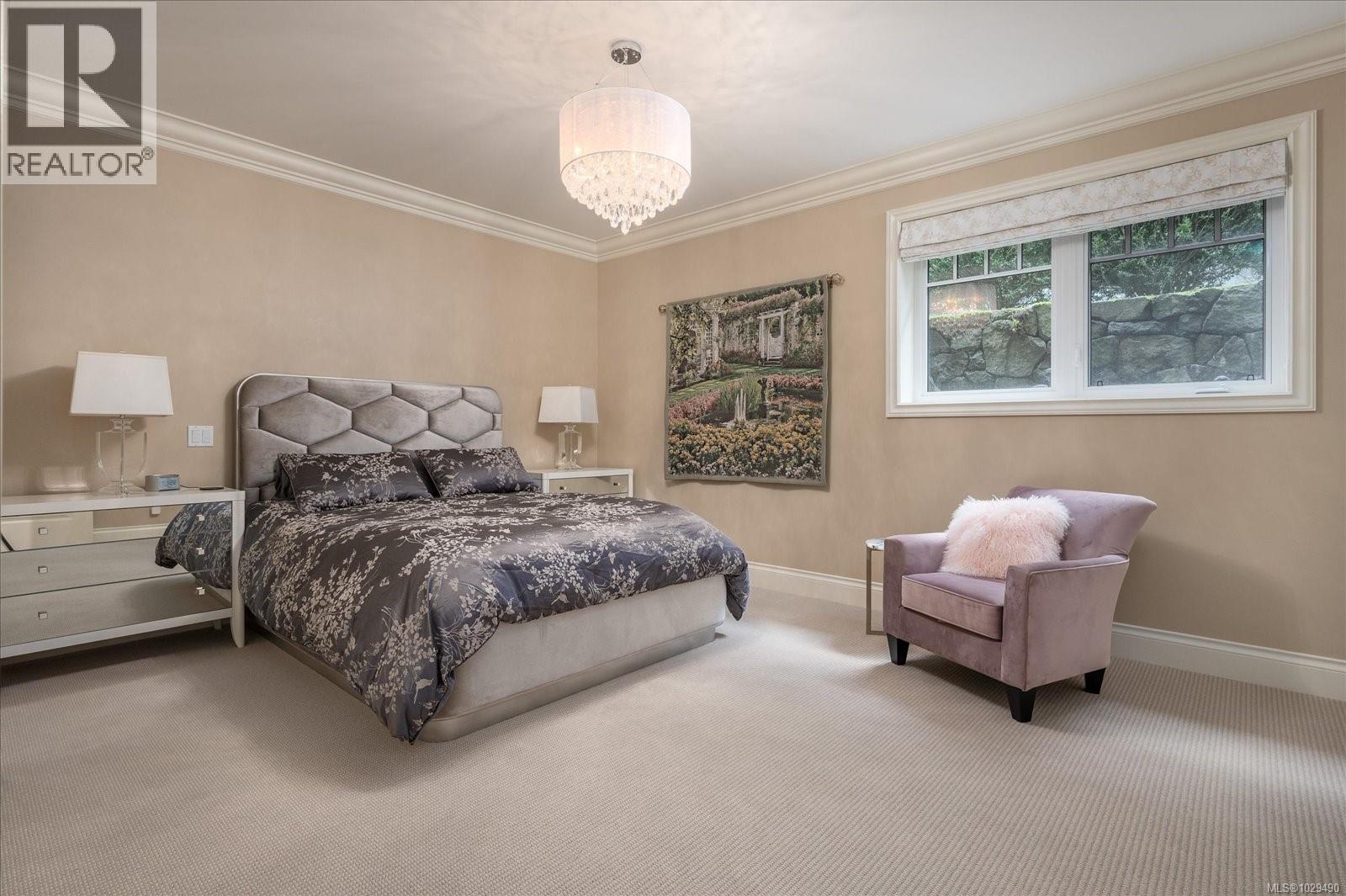 2450 AINSLEY PL - 52