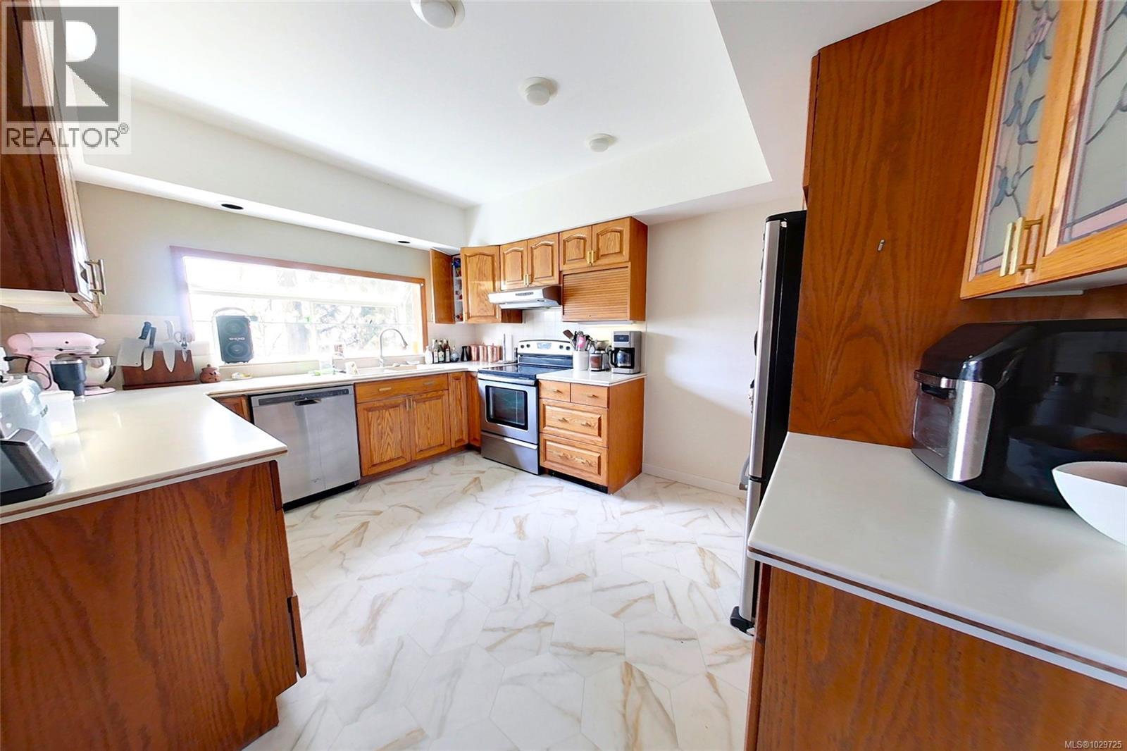 3910 3rd Ave - 8