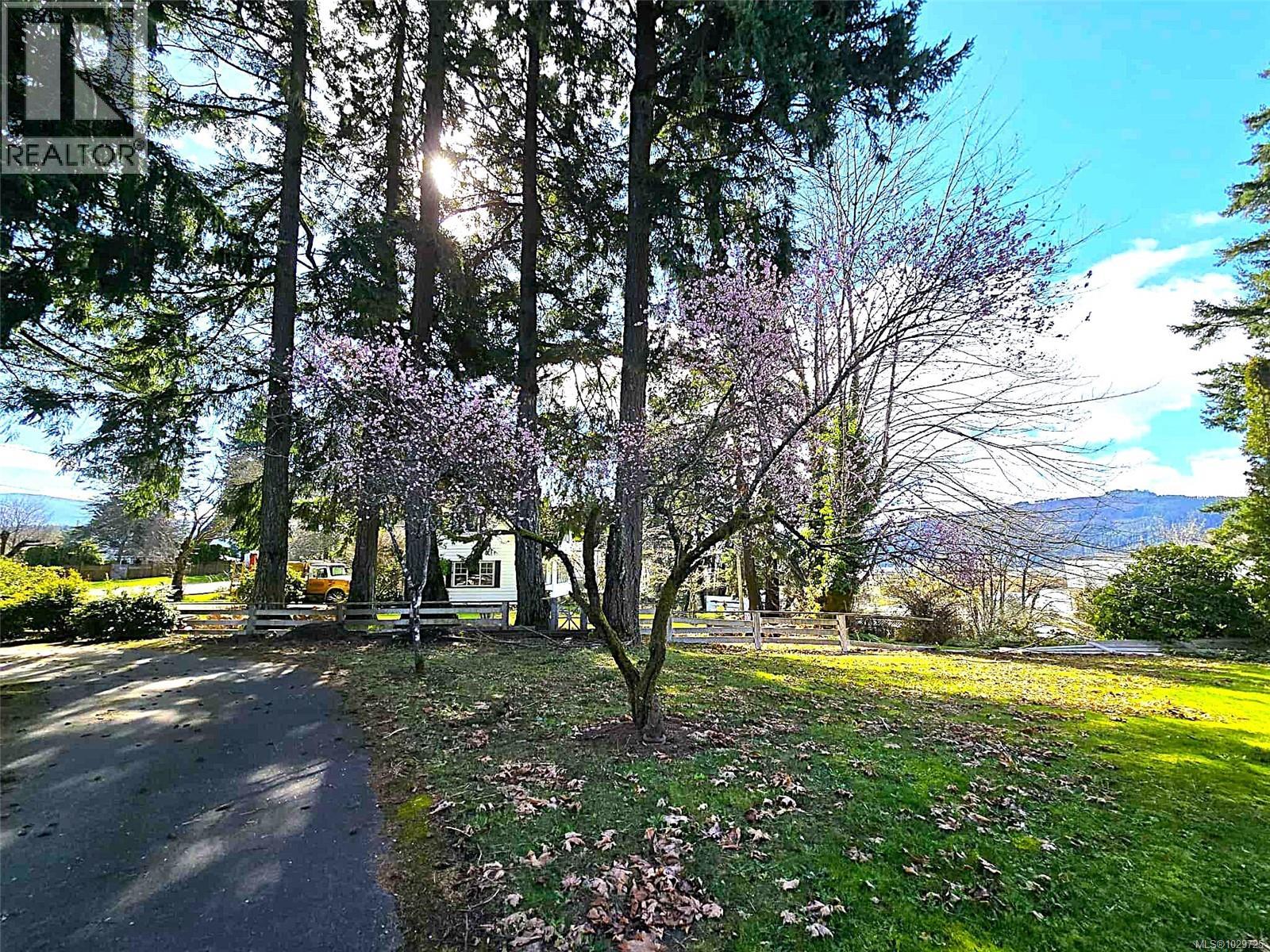 3910 3rd Ave - 53