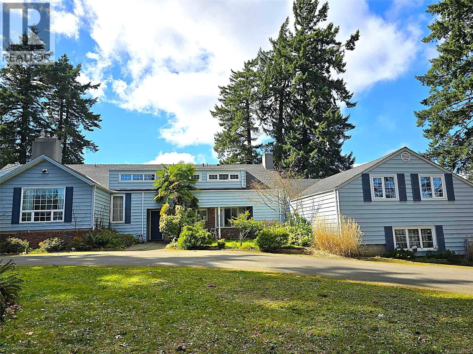 3910 3rd Ave - 56