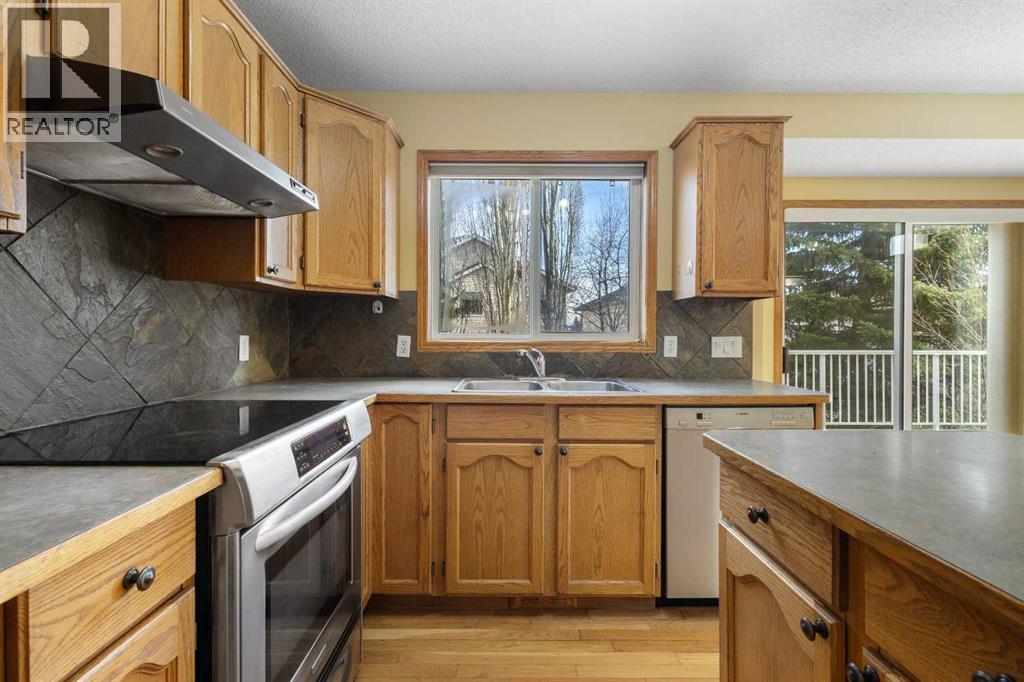 Single Family House for Sale in  Panorama Hills Green NW Panorama Hills Calgary 