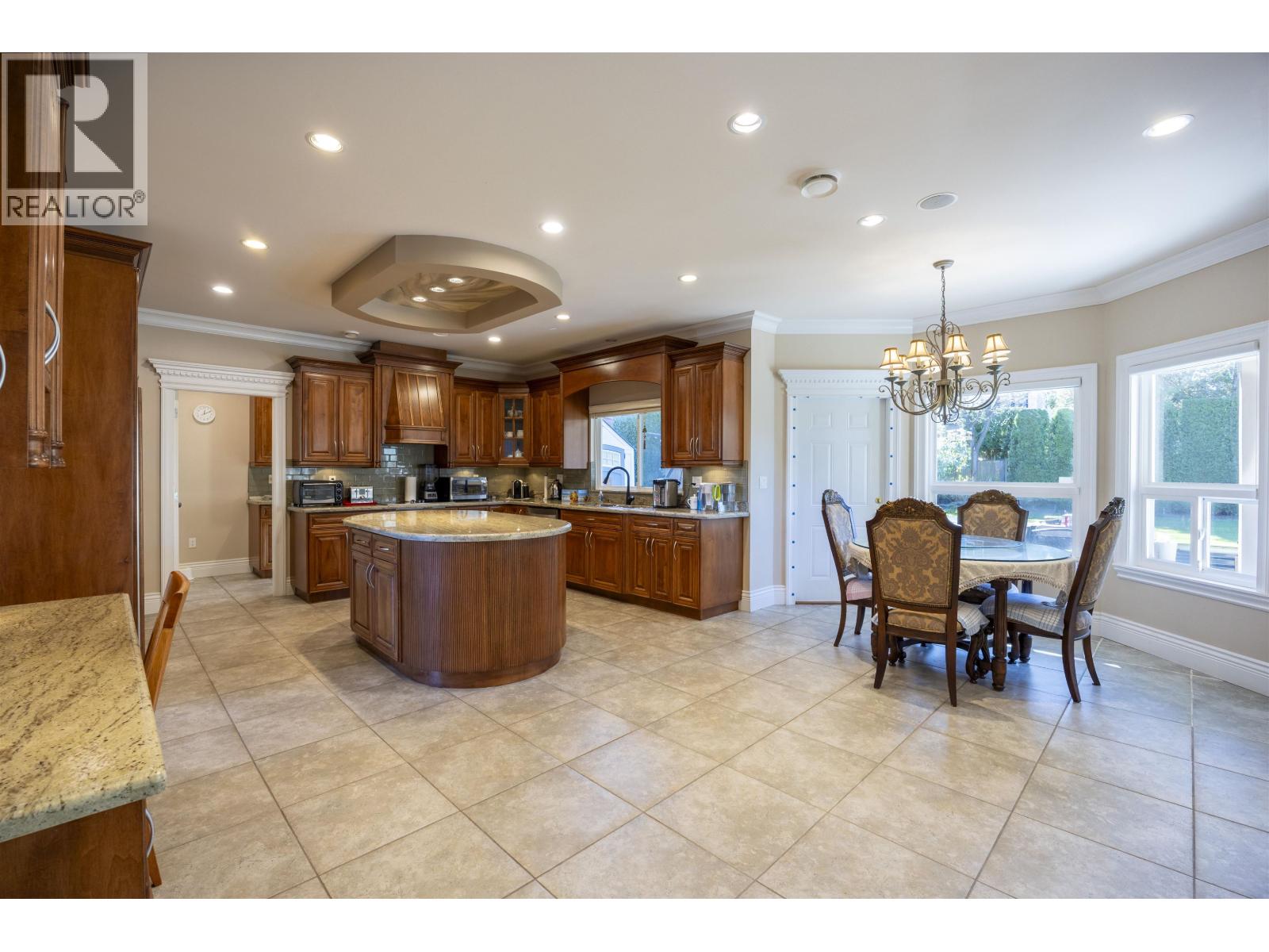 6860 DONALD Road, Richmond