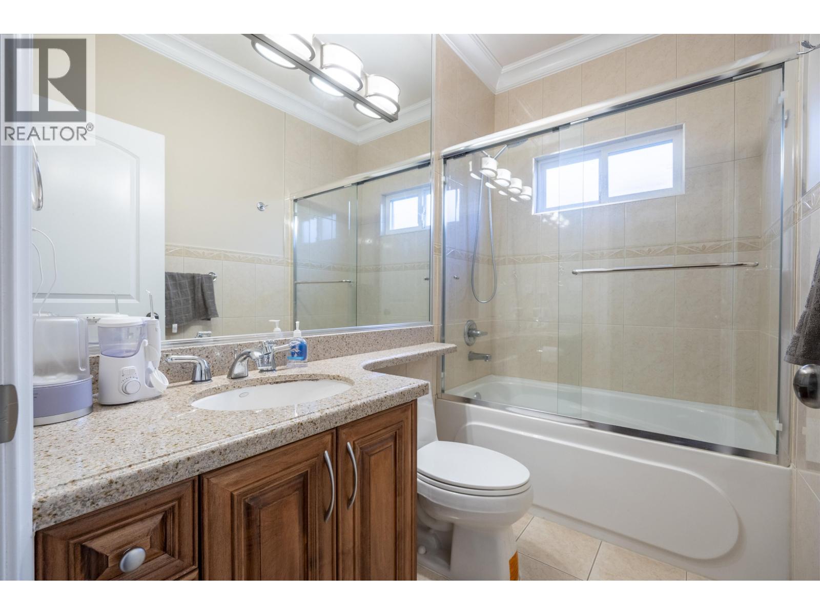 6860 DONALD Road, Richmond