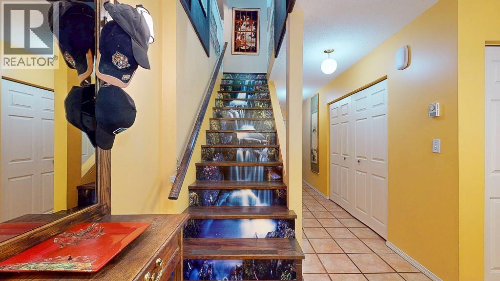 7781 HART ROAD, Halfmoon Bay