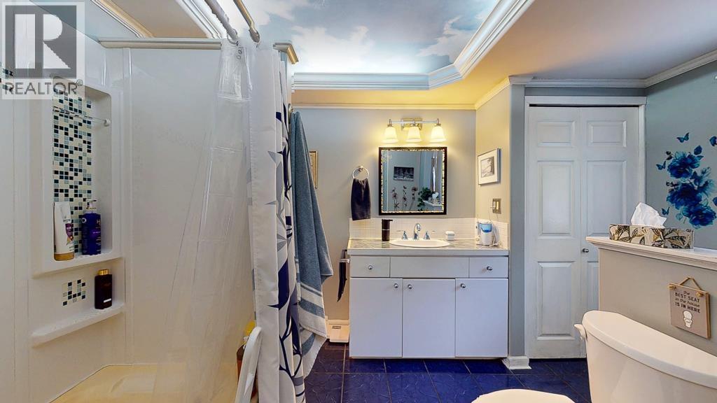 7781 HART ROAD, Halfmoon Bay