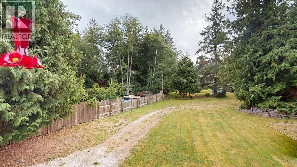 7781 HART ROAD, Halfmoon Bay