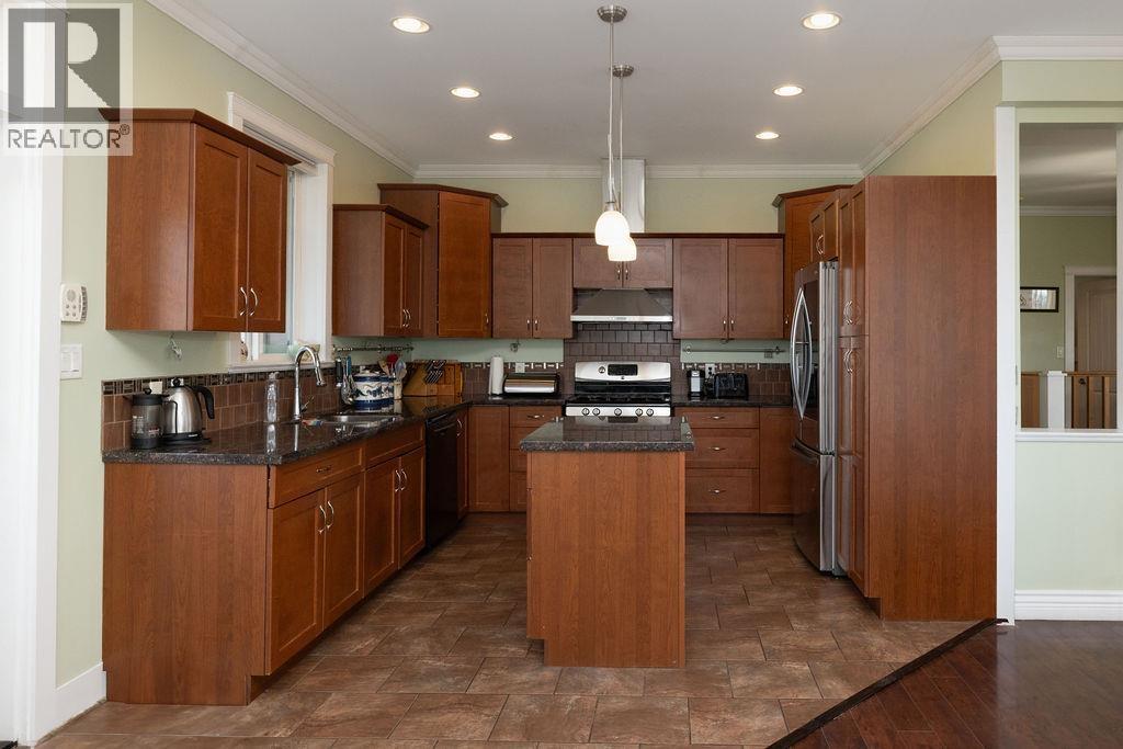 787 NORTH ROAD, Gibsons