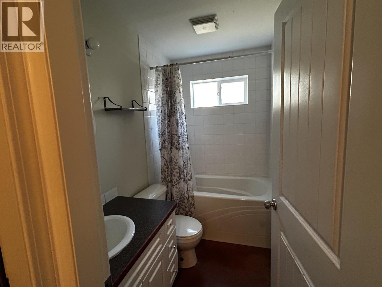 787 NORTH ROAD, Gibsons