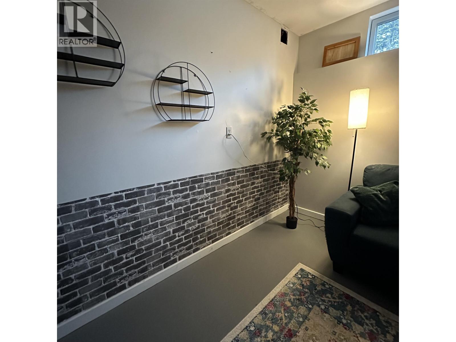 455 ASPEN STREET - 9