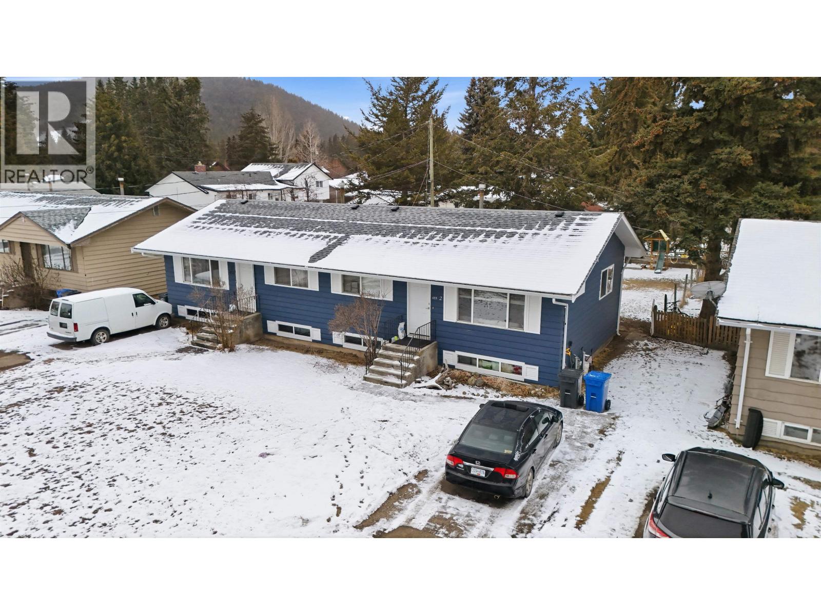 455 ASPEN STREET - 2