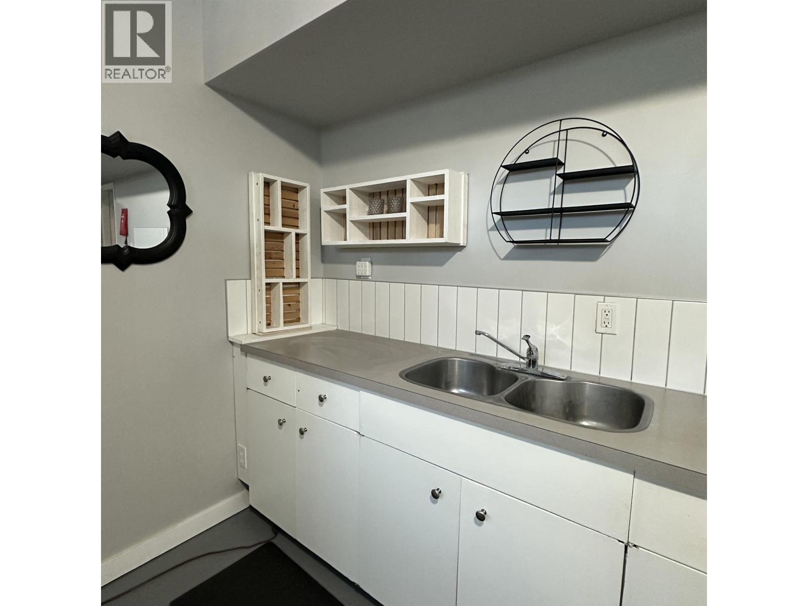 455 ASPEN STREET - 10