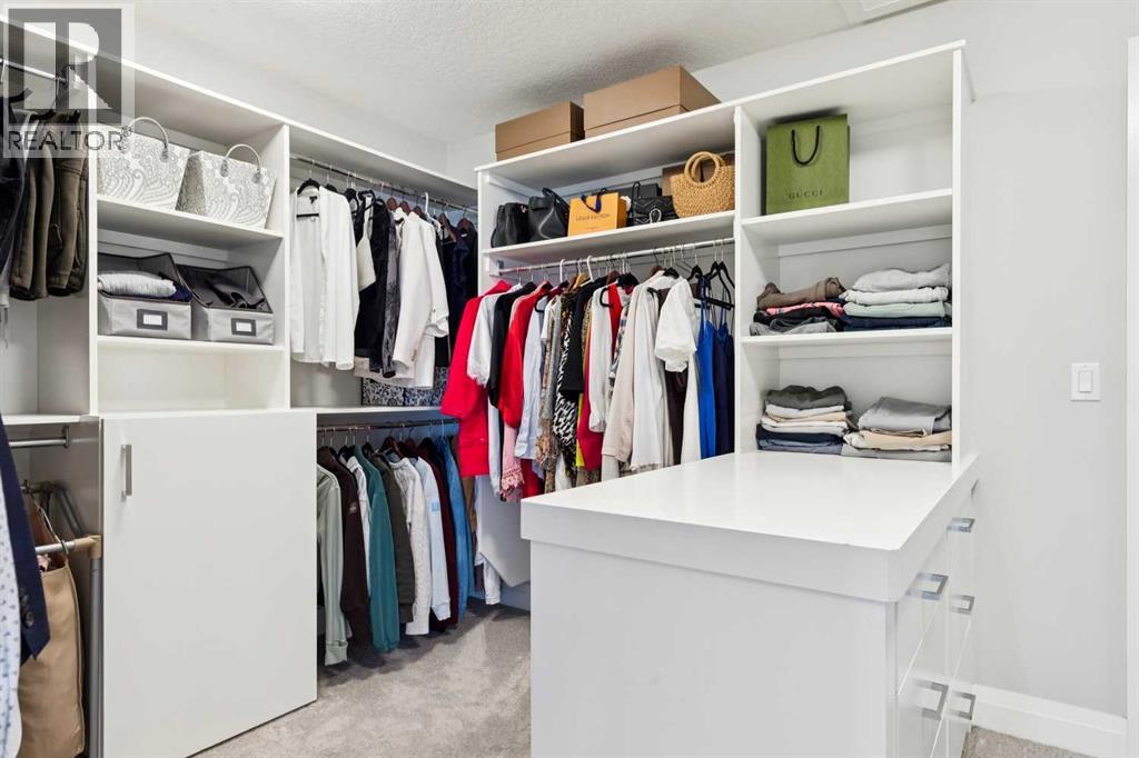 Single Family House for Sale in   Street SW West Springs Calgary 