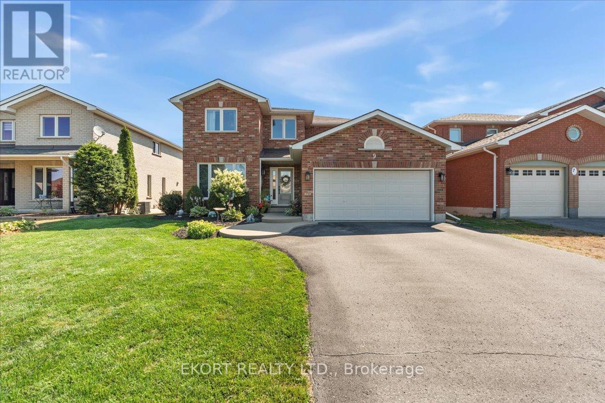 9 HURON LANE - 1