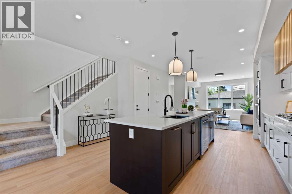 Single Family House for Sale in   Avenue NW Bowness Calgary 