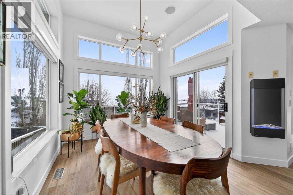 Single Family House for Sale in  Springbluff Boulevard SW Springbank Hill Calgary 