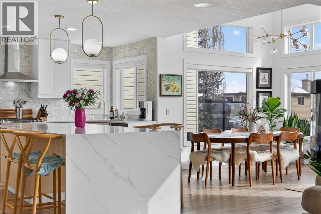 Single Family House for Sale in  Springbluff Boulevard SW Springbank Hill Calgary 