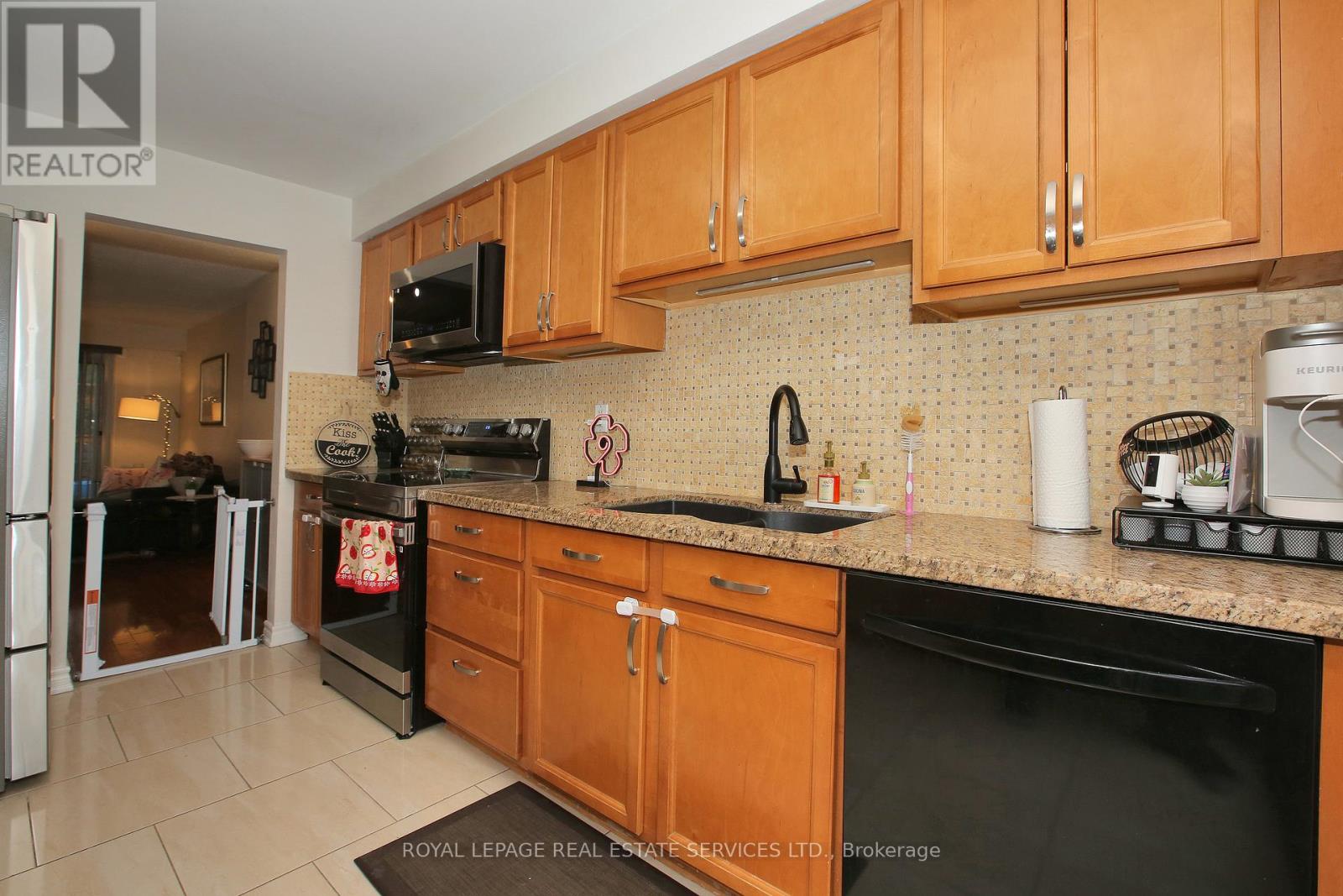 #117 60 HANSON ROAD - 5