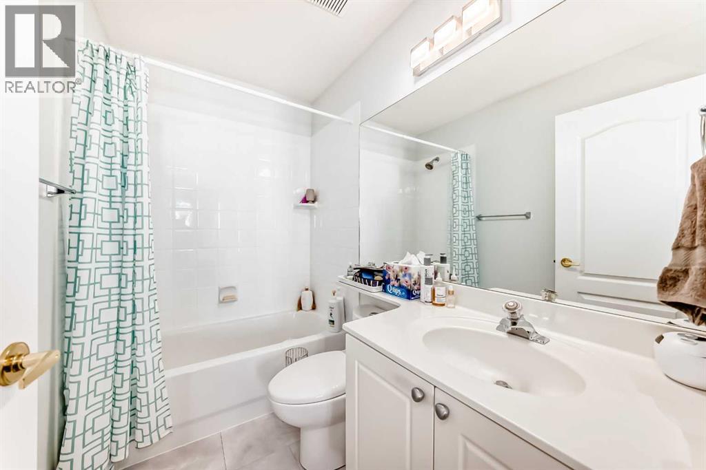 Single Family House 4 Level for Sale in  Sunlake Gardens SE Sundance Calgary 