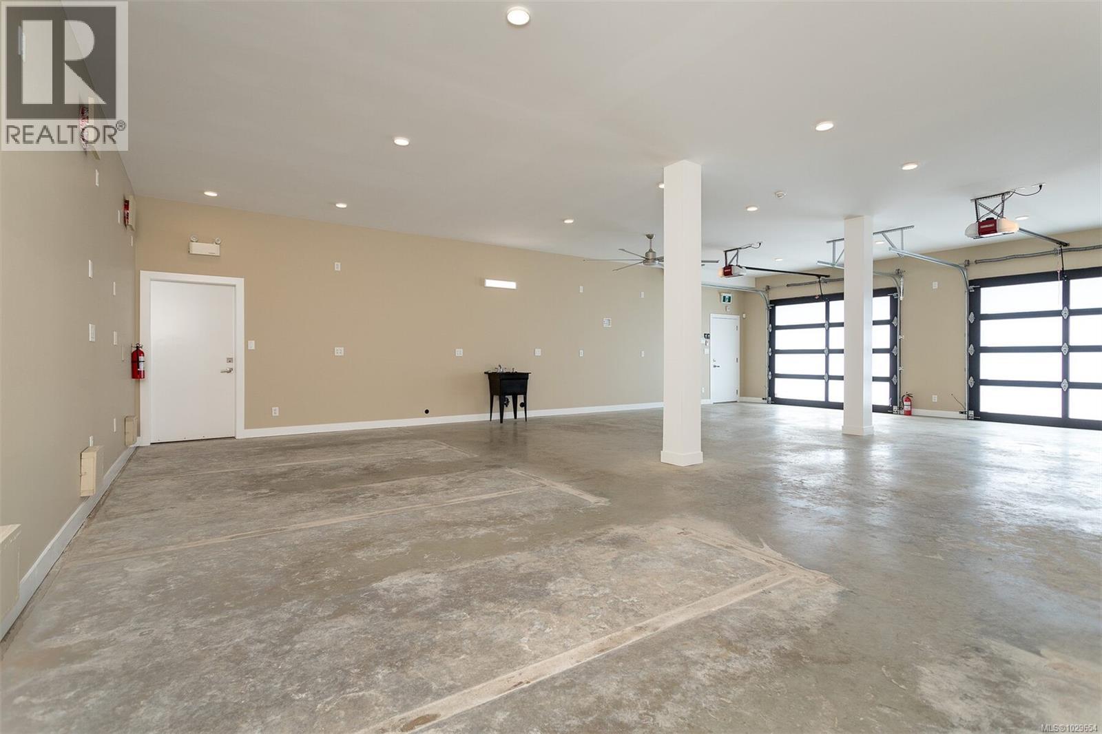 #15 7450 Butler Rd - 9