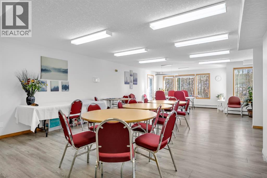 Single Family House for Sale in   Sierra Morena Boulevard SW Signal Hill Calgary 