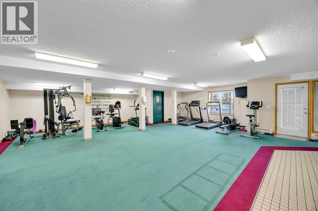 Single Family House for Sale in   Sierra Morena Boulevard SW Signal Hill Calgary 