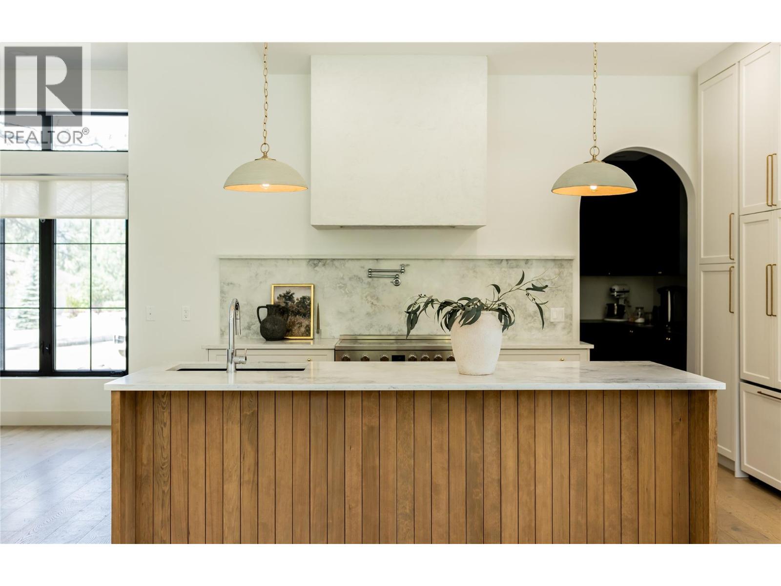 2690 Placer Place - 6